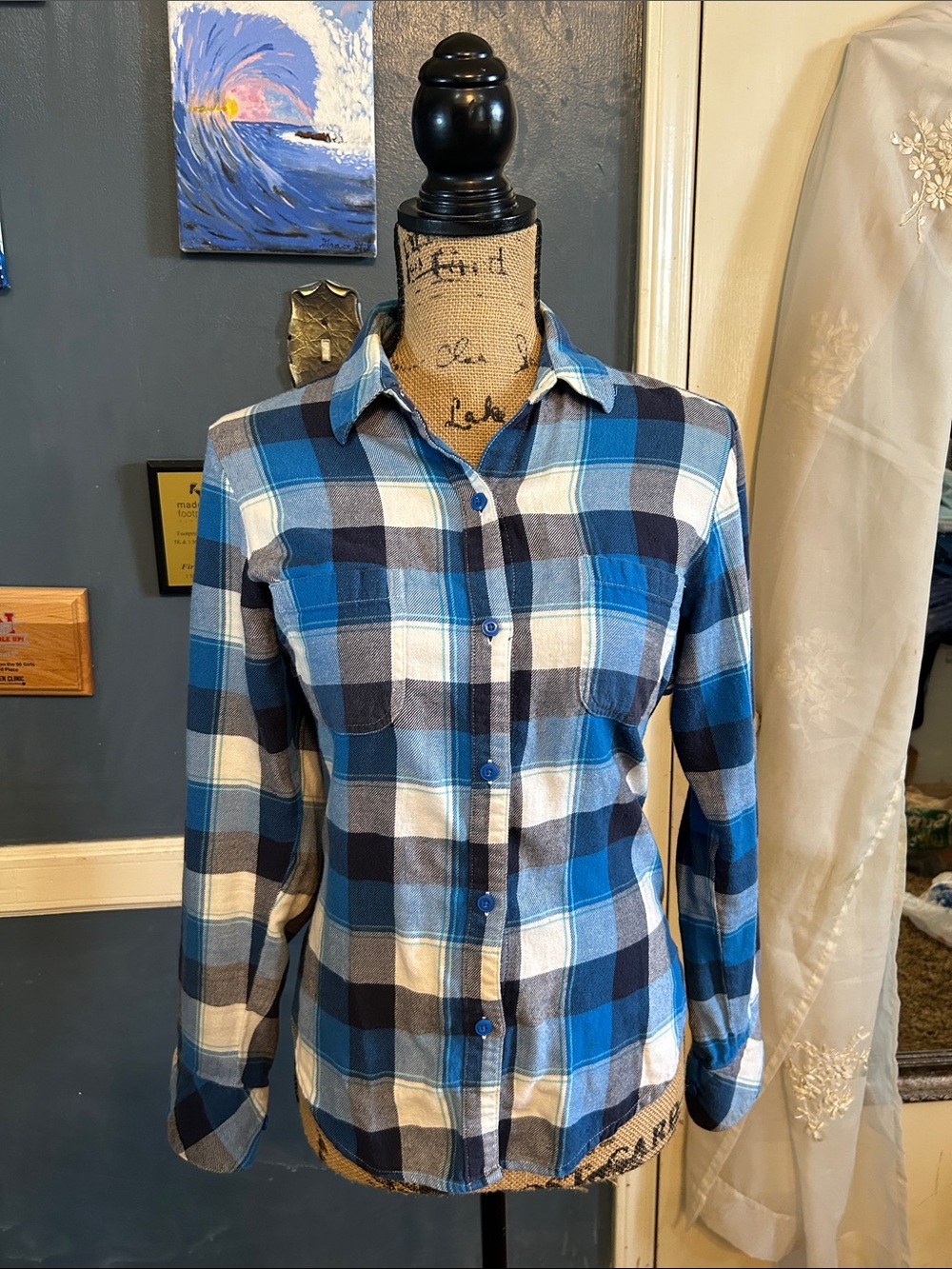 Lee Riders Blue Plaid Button-Up Shirt
